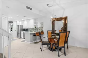 5633 Cove Cir, Naples, FL 34119 - Photo 9