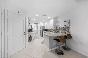 5633 Cove Cir, Naples, FL 34119 - Photo 1