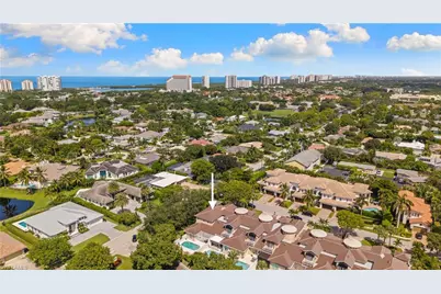 4840 W Boulevard Ct, Naples, FL 34103 - Photo 33