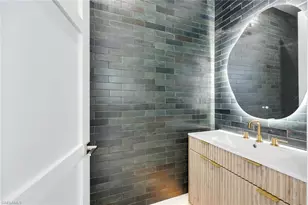 1230 10th Ave N, Naples, FL 34102 - Photo 37