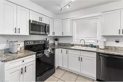 2191 Thomasson Dr, Naples, FL 34112 - Photo 3