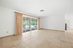 3066 Round Table Ln, Naples, FL 34112 - Photo 5