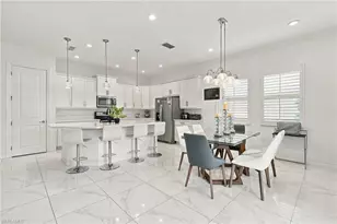 9201 Woodhurst Dr, Naples, FL 34120 - Photo 13