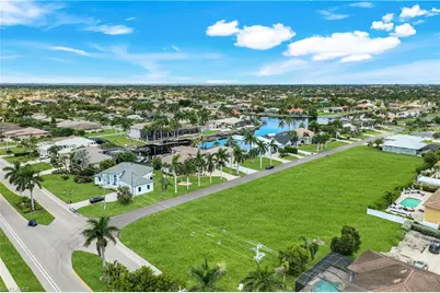 5429 SW 16th Pl, Cape Coral, FL 33914 - Photo 9