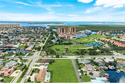 5425 SW 16th Pl, Cape Coral, FL 33914 - Photo 7