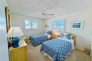 333 Harbour Dr, Naples, FL 34103 - Photo 17