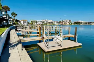 333 Harbour Dr, Naples, FL 34103 - Photo 13
