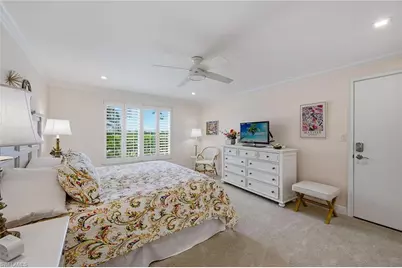 2875 Gulf Shore Blvd N #106, Naples, FL 34103 - Photo 15