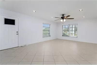 180 Cypress Way E #B212, Naples, FL 34110 - Photo 5