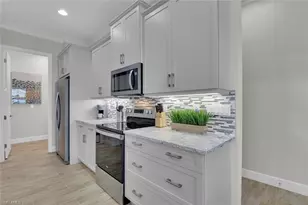 7110 Cayo Coco Ln, Naples, FL 34113 - Photo 11