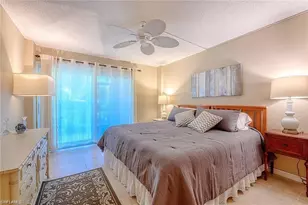 1300 Gulf Shore Blvd N, Naples, FL 34102 - Photo 15