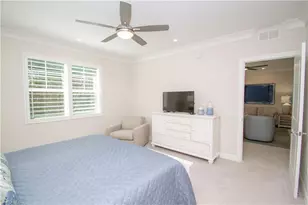 232 Indies Dr E, Naples, FL 34114 - Photo 23