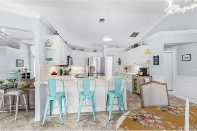 590 Lambton Ln, Naples, FL 34104 - Photo 11