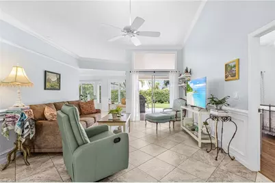 590 Lambton Ln, Naples, FL 34104 - Photo 7