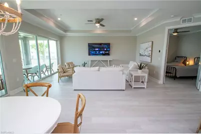 251 Indies Dr E #202, Naples, FL 34114 - Photo 13