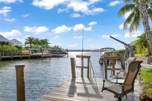 1360 Chesapeake Ave, Naples, FL 34102 - Photo 3