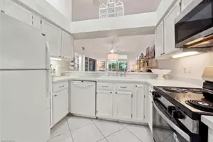 470 Country Hollow Ct, Naples, FL 34104 - Photo 27