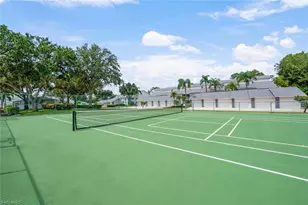 470 Country Hollow Ct, Naples, FL 34104 - Photo 43