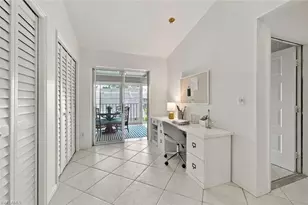 470 Country Hollow Ct, Naples, FL 34104 - Photo 19
