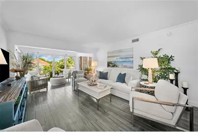280 2nd Ave S #303, Naples, FL 34102 - Photo 3