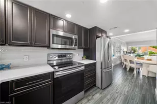 280 2nd Ave S, Naples, FL 34102 - Photo 11