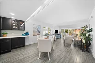 280 2nd Ave S, Naples, FL 34102 - Photo 9