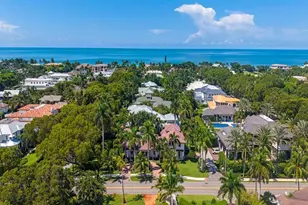 131 3rd St N, Naples, FL 34102 - Photo 31
