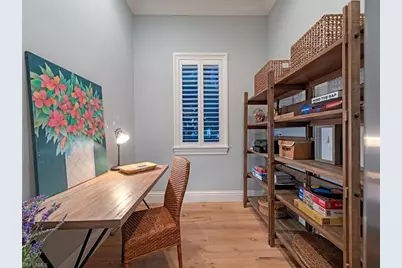 131 3rd St N, Naples, FL 34102 - Photo 15