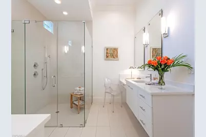 131 3rd St N, Naples, FL 34102 - Photo 13