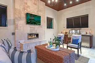 131 3rd St N, Naples, FL 34102 - Photo 23