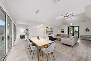 1282 Venetian Way, Naples, FL 34110 - Photo 13