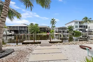 1282 Venetian Way, Naples, FL 34110 - Photo 37