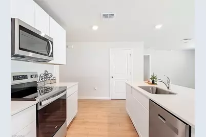 14168 Hemingway Oaks Trl, Fort Myers, FL 33905 - Photo 17