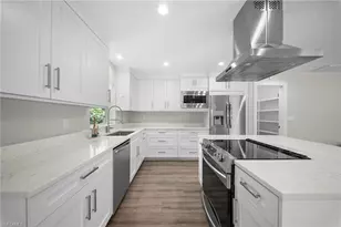 5750 Westport Ln, Naples, FL 34116 - Photo 15