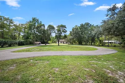 5750 Westport Ln, Naples, FL 34116 - Photo 3