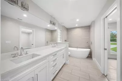 5750 Westport Ln, Naples, FL 34116 - Photo 23