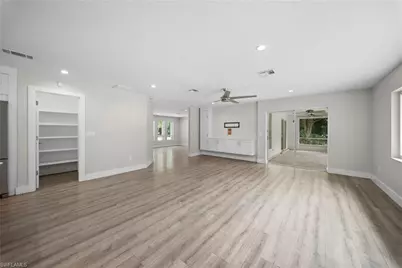 5750 Westport Ln, Naples, FL 34116 - Photo 17