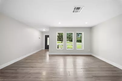 5750 Westport Ln, Naples, FL 34116 - Photo 7