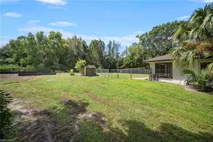 5750 Westport Ln, Naples, FL 34116 - Photo 35
