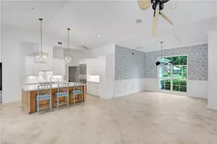 7585 Cordoba Cir, Naples, FL 34109 - Photo 7