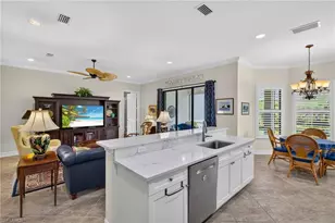3804 Columbia Ct, Naples, FL 34119 - Photo 7