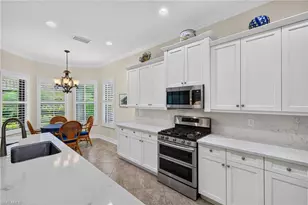 3804 Columbia Ct, Naples, FL 34119 - Photo 11
