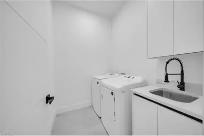 3304 18th St SW, Lehigh Acres, FL 33976 - Photo 21