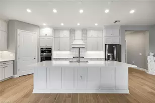4065 Aquila Pl, Naples, FL 34120 - Photo 11