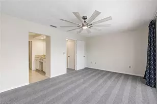 1050 6th St S, Naples, FL 34102 - Photo 23