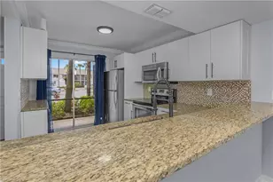4073 Northlight Dr, Naples, FL 34112 - Photo 9