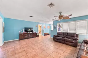 6200 Sea Grass Ln, Naples, FL 34116 - Photo 3