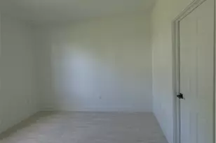 2216 Kenneth Ave S, Lehigh Acres, FL 33973 - Photo 17