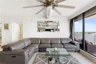 4005 Gulf Shore Blvd N, Naples, FL 34103 - Photo 7