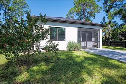 12 35th Ave NW, Naples, FL 34120 - Photo 7
